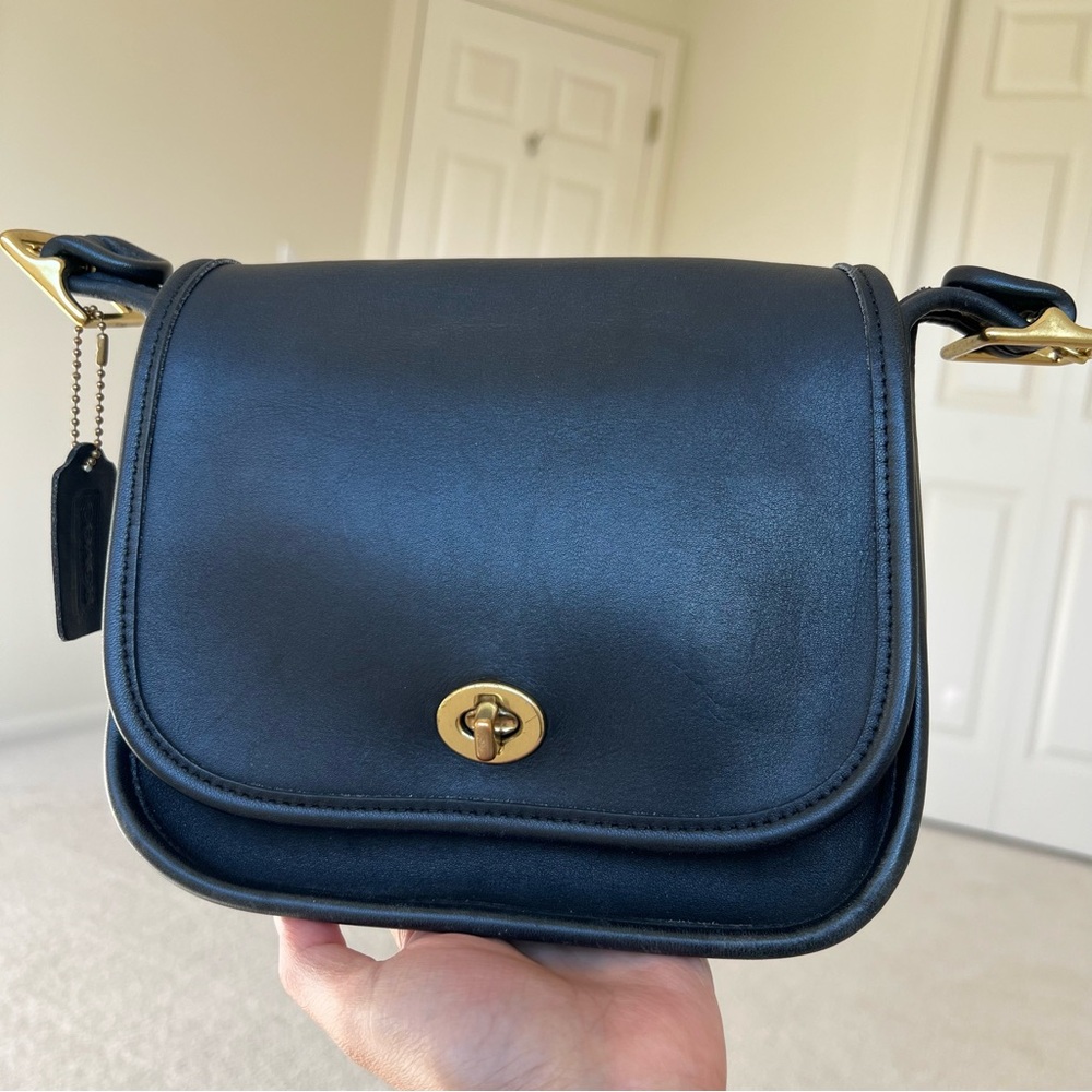 Vintage Coach 9965 small legacy flap Black made in USA